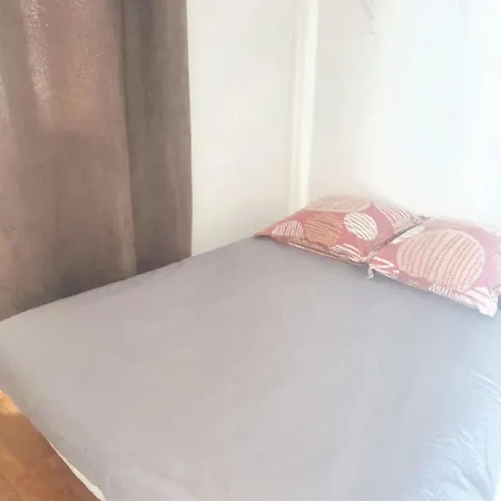 Maison Chaleureuse A Saint-pierre *